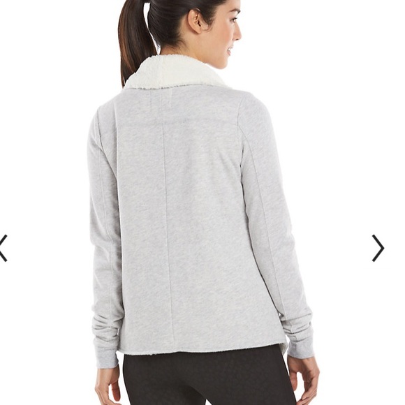 Women's Gaiam Compass Sherpa Open-Front Wrap - Picture 2 of 2